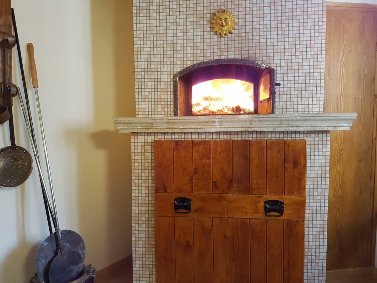 Scaccia Pensieri Villa Cerchio Eksteriør bilde