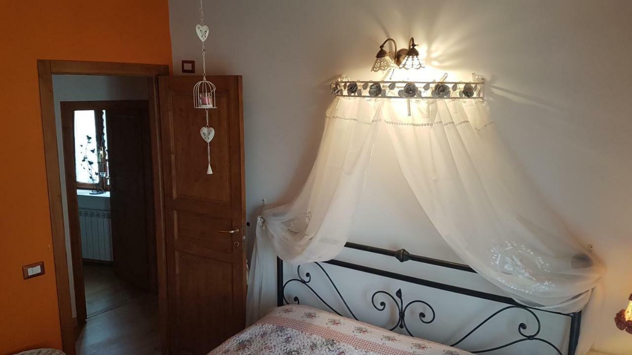 Scaccia Pensieri Villa Cerchio Eksteriør bilde